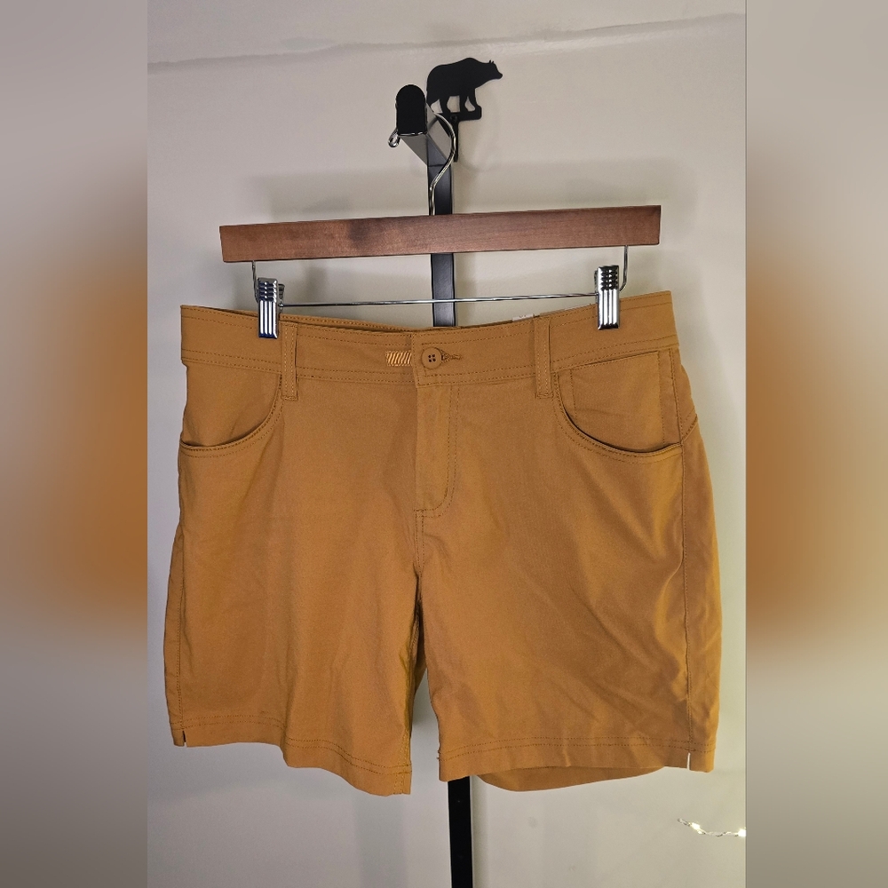 NWT Prana Halle Short II Size 10